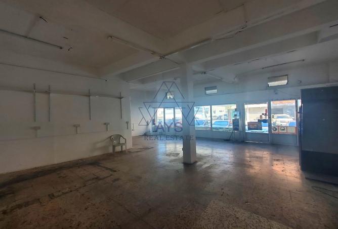 909785 - Property Image 2