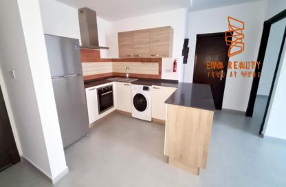Apartment - 2 - 2 for rent in Sanabis - Manama - Capital Governorate