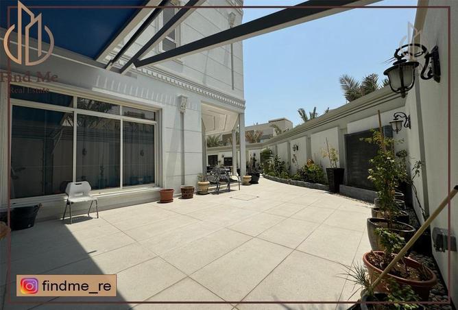 910196 - Property Image 2