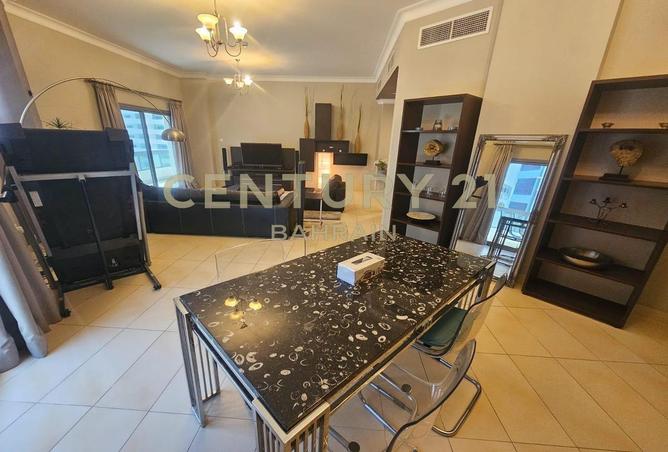 811020 - Property Image 2