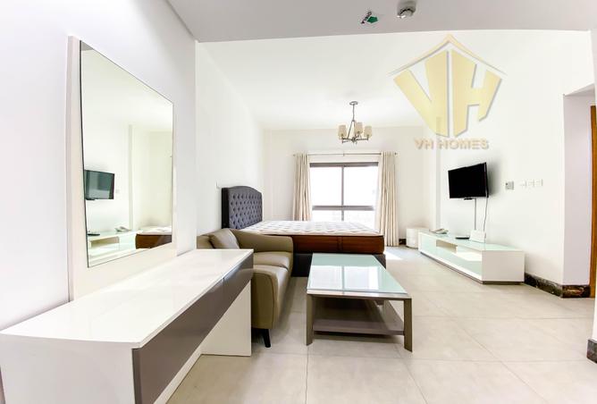 1002017 - Property Image 2