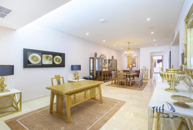 810473 - Property Image 2