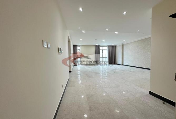 906116 - Property Image 2