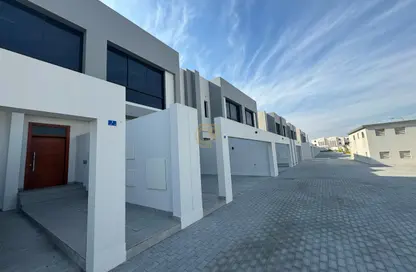 مجمع سكني - 3 غرف نوم - 5 حمامات للايجار في العدلية - المنامة - محافظة العاصمة