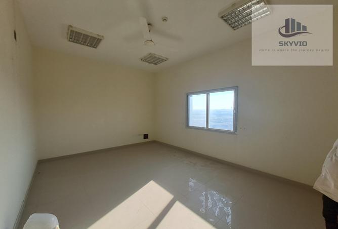 863990 - Property Image 3