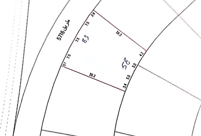 825514 - Property Image 2