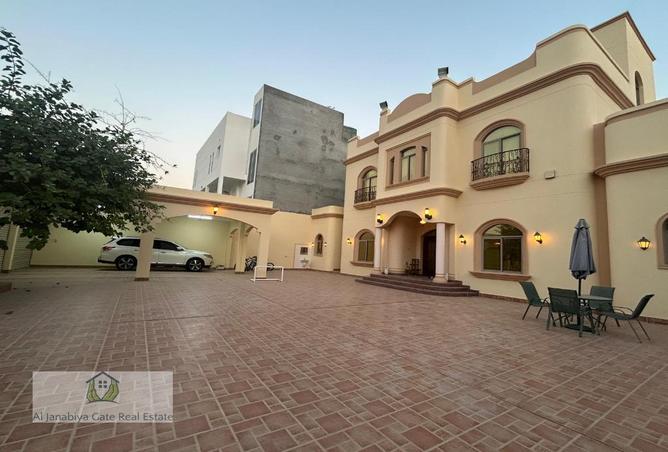 880199 - Property Image 3