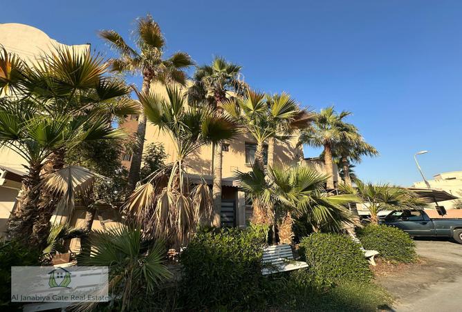 881216 - Property Main Image