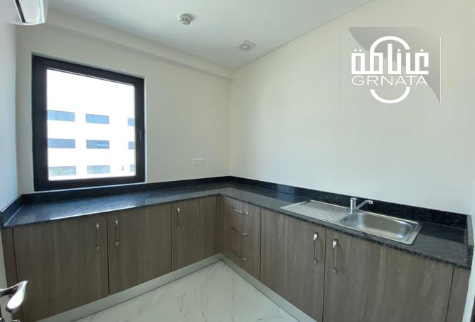 Office for rent in Adliya - Widok 2