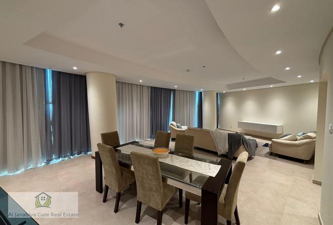 896568 - Property Image 3