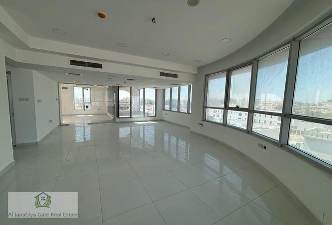 939092 - Property Image 2