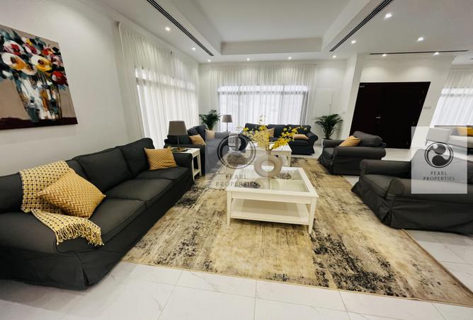 903175 - Property Main Image