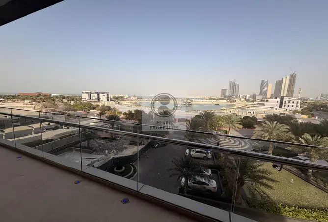 903232 - Property Image 3