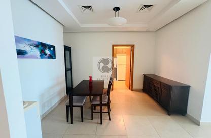 Apartment - 2 Bedrooms - 2 Bathrooms for rent in Reef Island - Capital Governorate