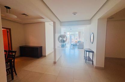 Apartment - 2 Bedrooms - 2 Bathrooms for rent in Reef Island - Capital Governorate