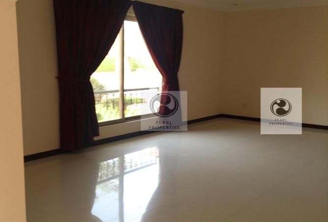 997659 - Property Image 3