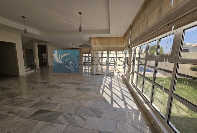 738754 - Property Image 2