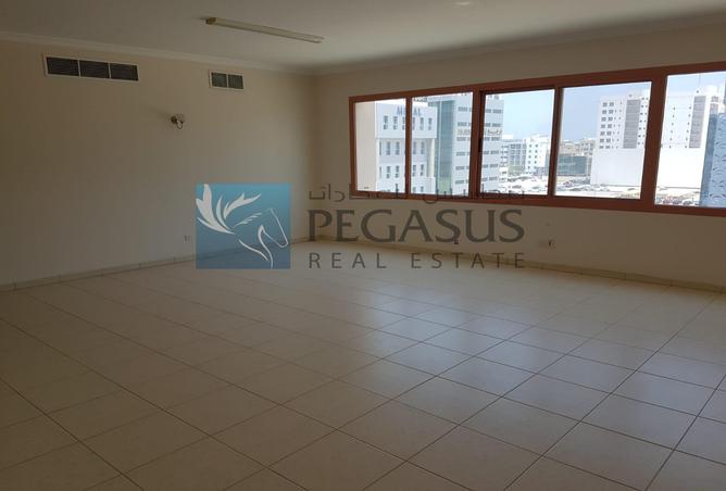 771108 - Property Image 2