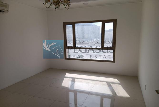 806765 - Property Image 2