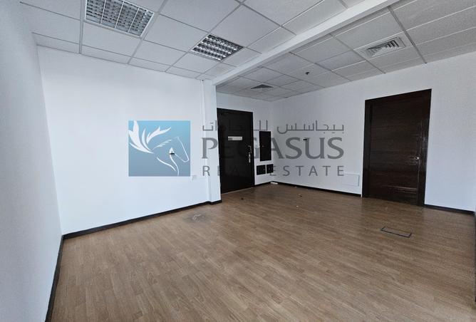 843877 - Property Image 2