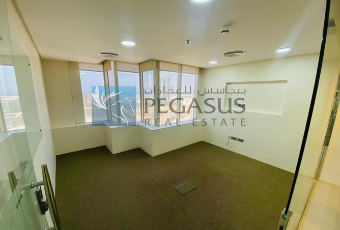 860702 - Property Image 2