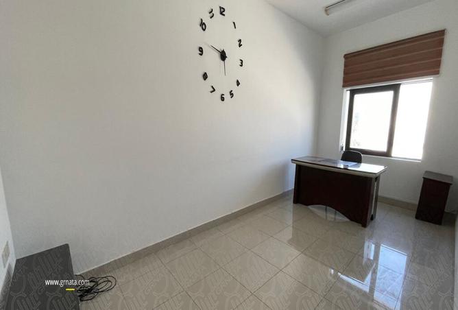 867408 - Property Image 2