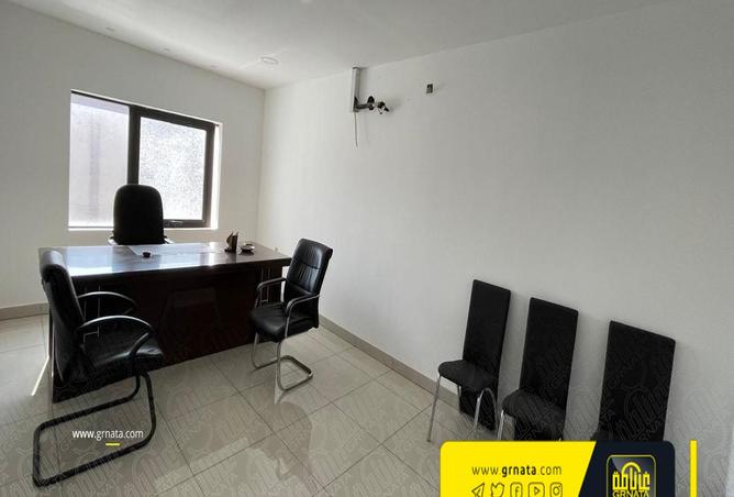 867903 - Property Image 3