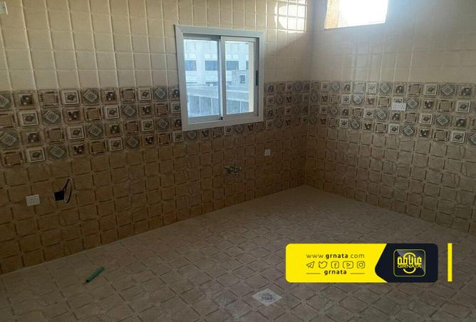 887488 - Property Image 3