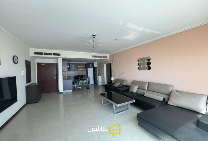 910260 - Property Image 2