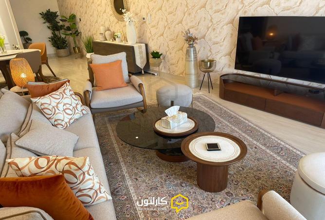 911469 - Property Image 3