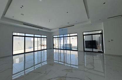 Villa - 5 - 7 for rent in Dilmunia Island - Muharraq Governorate