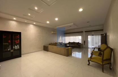 Villa - 4 - 5 for rent in Amwaj Avenue - Amwaj Islands - Muharraq Governorate Villa - 4 - 5 for rent in Amwaj Avenue - Amwaj Islands - Muharraq Governorate