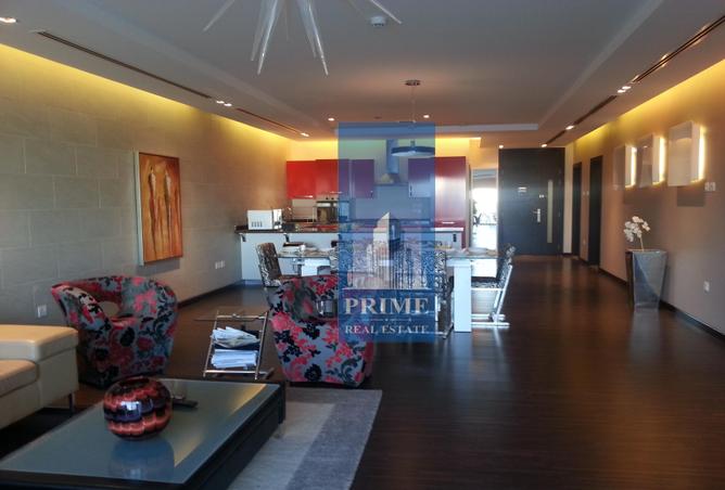 985689 - Property Image 2