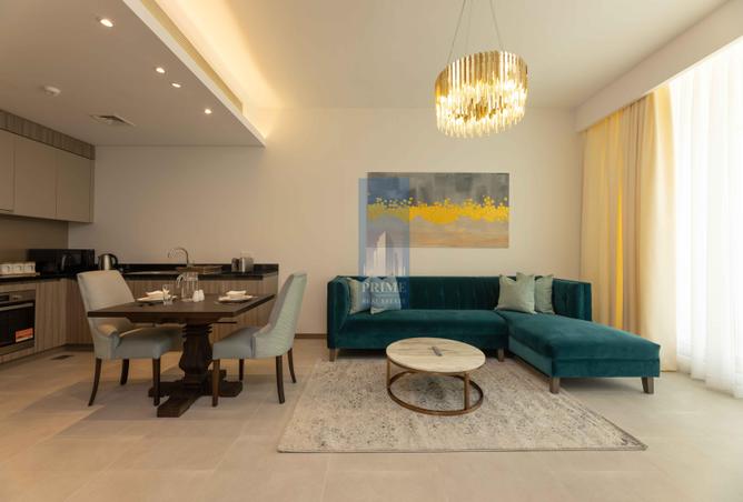 996589 - Property Image 2