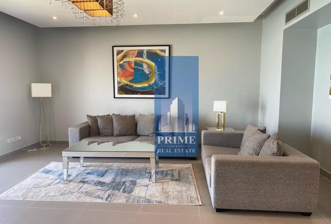 915207 - Property Image 3