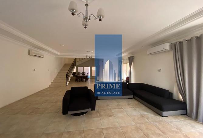 961483 - Property Image 2