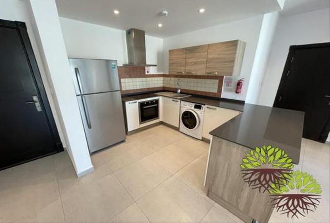 998577 - Property Image 2