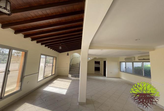 52701169 - Property Image 2