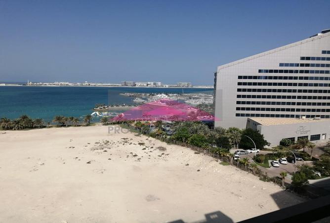 943387 - Property Image 2