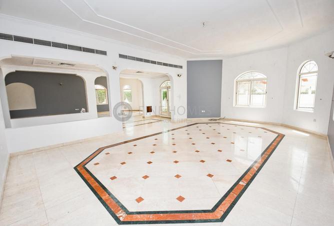 53269482 - Property Image 2