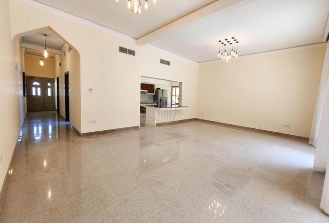 55803603 - Property Image 3