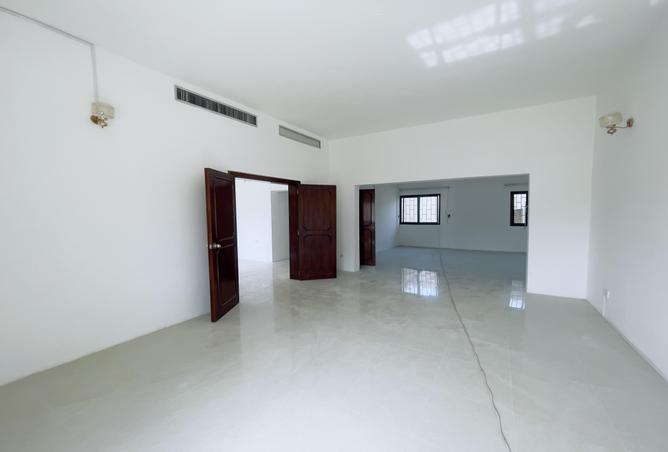 55803604 - Property Image 3