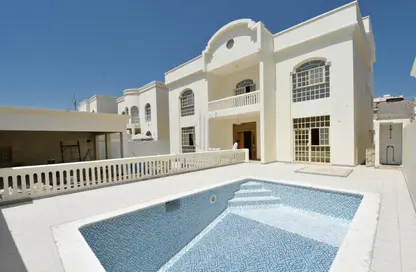 فيلا - 4 حمامات للايجار في توبلي - المحافظة الوسطى