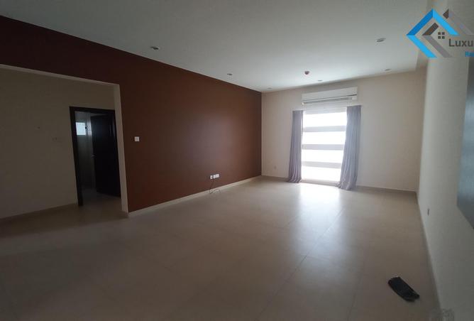 913040 - Property Main Image