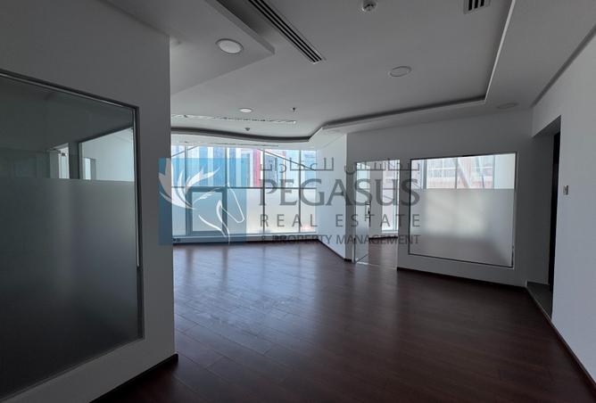 913432 - Property Image 2