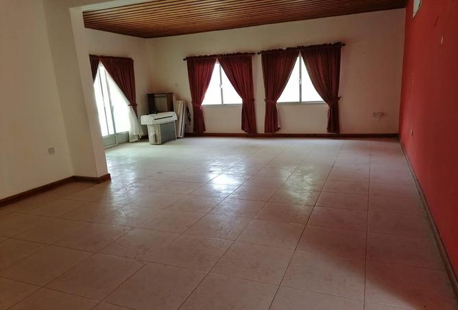 56890190 - Property Image 3