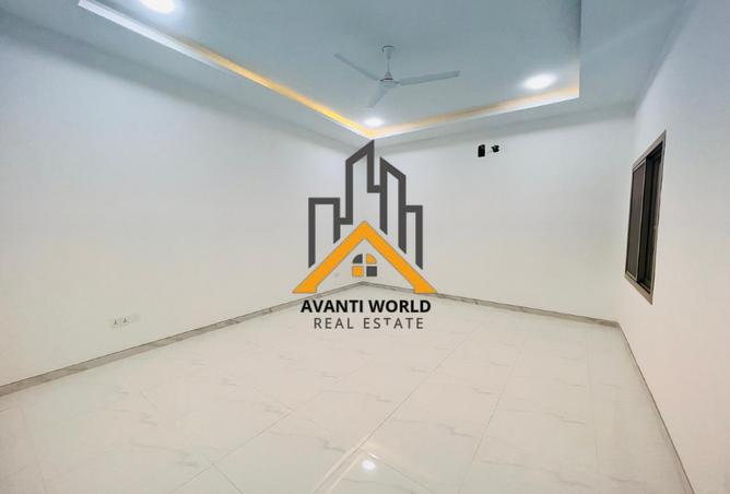 913904 - Property Image 2