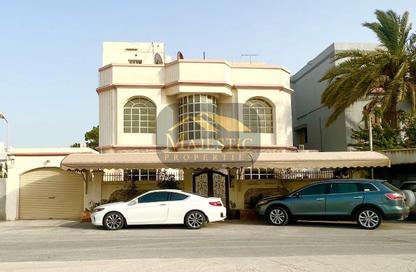Villa - 5 Bedrooms - 6 Bathrooms for sale in Zinj - Manama - Capital Governorate