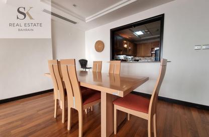 Apartment - 2 Bedrooms - 3 Bathrooms for rent in Abraj Al Lulu - Manama - Capital Governorate