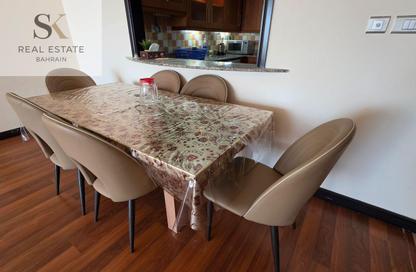 Apartment - 2 Bedrooms - 3 Bathrooms for rent in Abraj Al Lulu - Manama - Capital Governorate